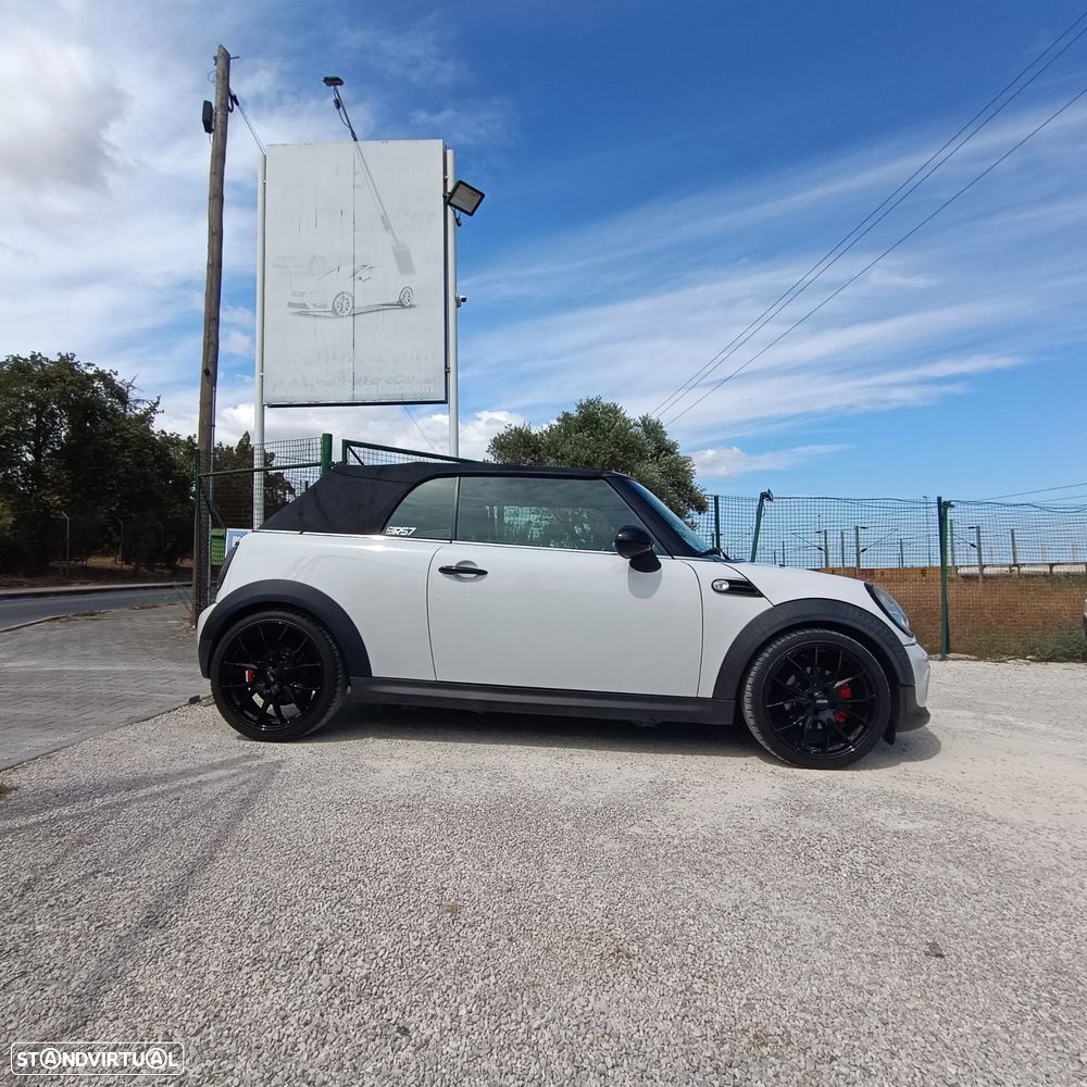 MINI Cabrio Cooper D - 4