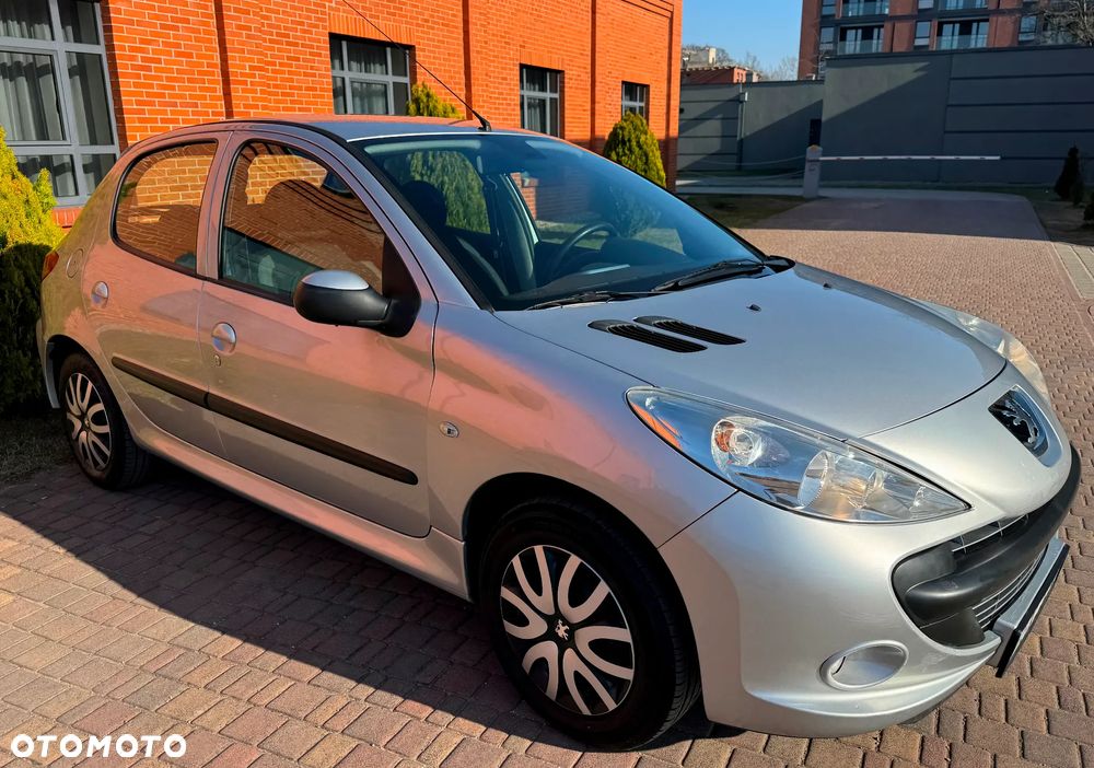 Peugeot 206 - 35