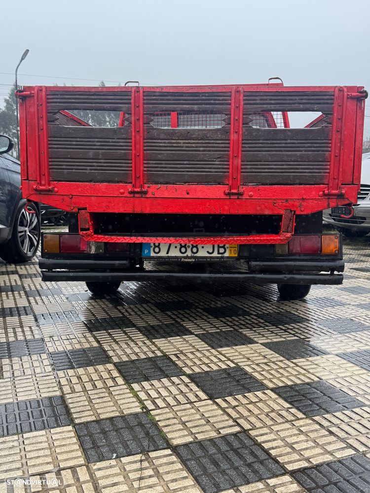 Nissan D21 pick Up - 4