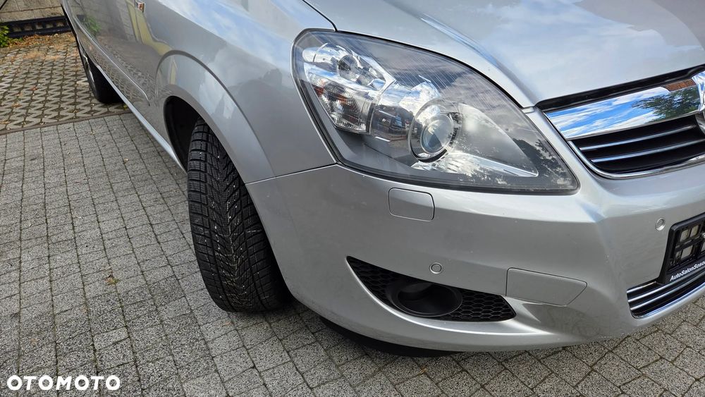 Opel Zafira 1.8 Family Plus - 11