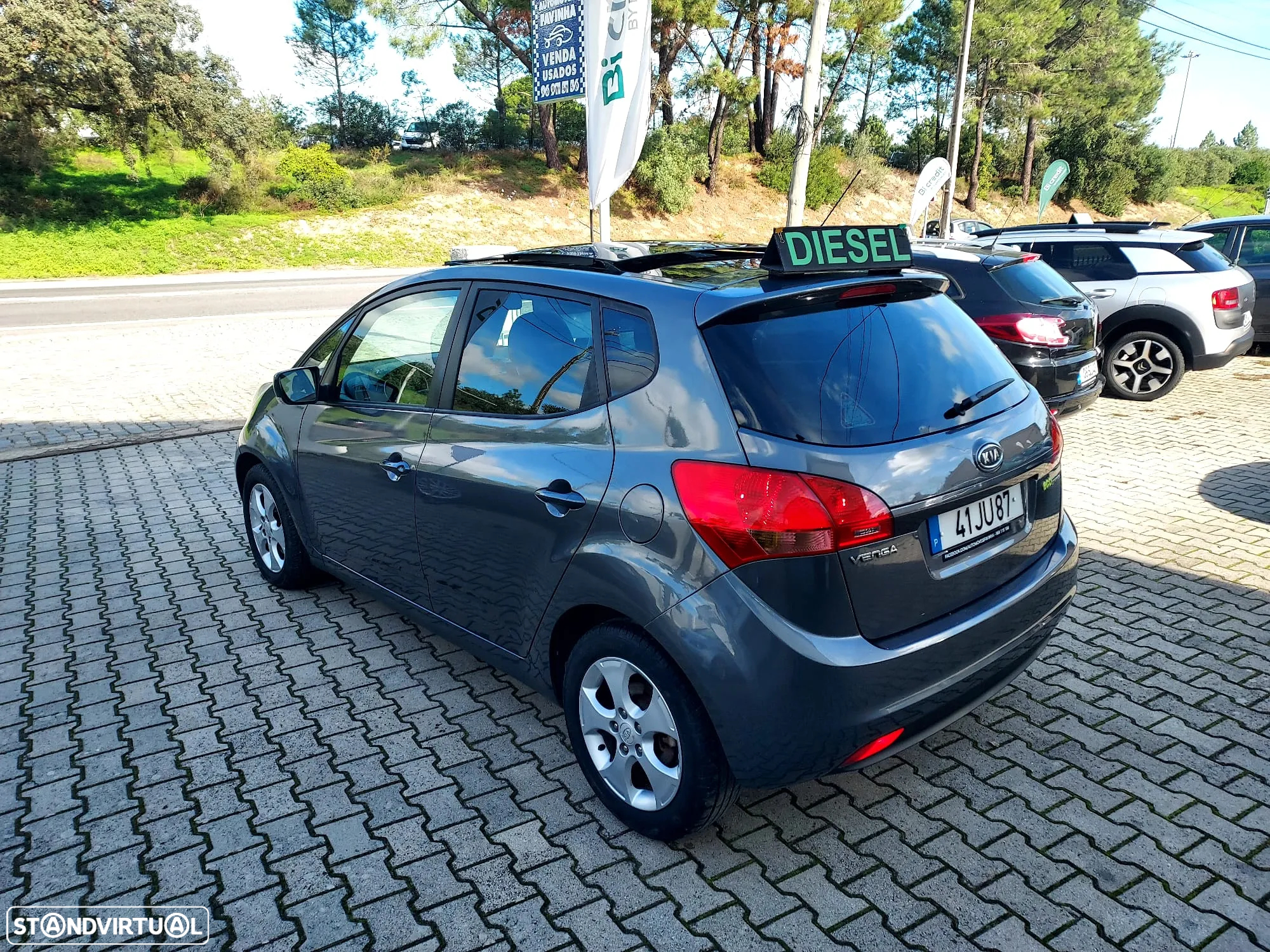 Kia Venga 1.4 CRDi TX ISG - 4