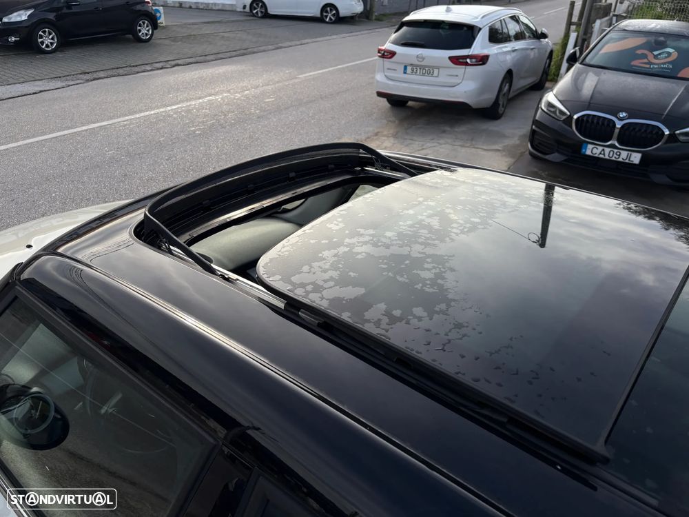 MINI 5 Portas Cooper SD Aut. - 13