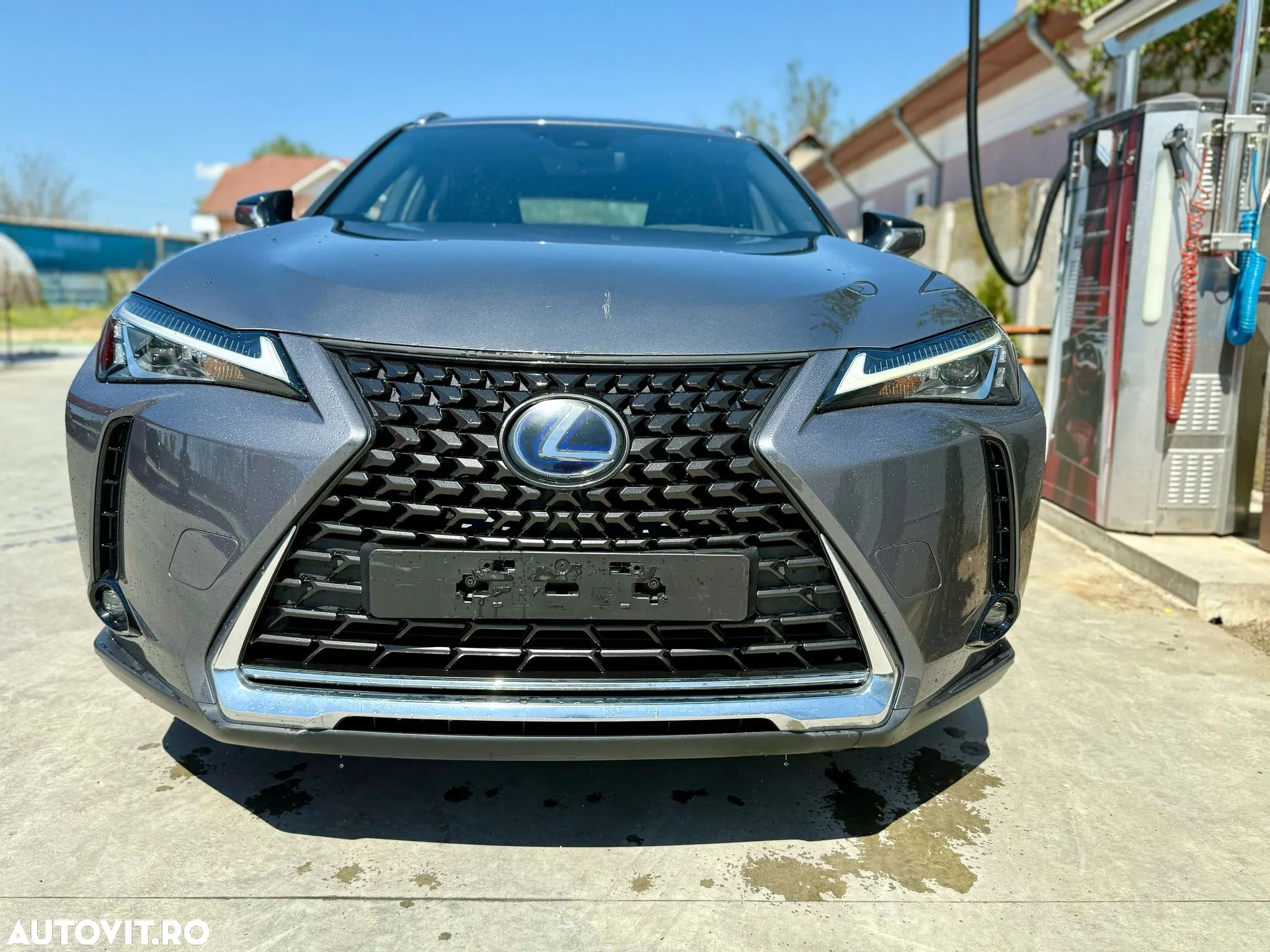 Lexus UX 250h 2.0L HEV 20H- (178 HP) 4X2 CVT Business - 34