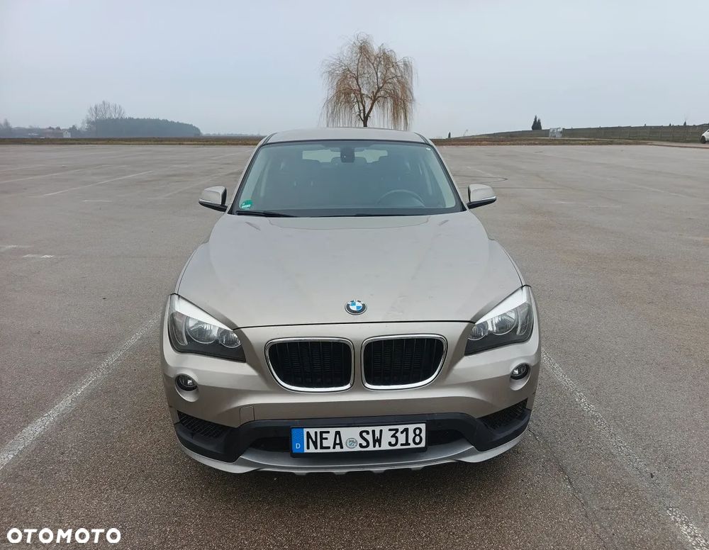 BMW X1 sDrive18i Sport Line - 9