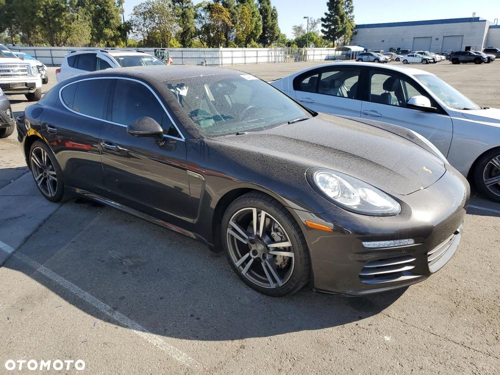 Porsche Panamera ver-4 - 2