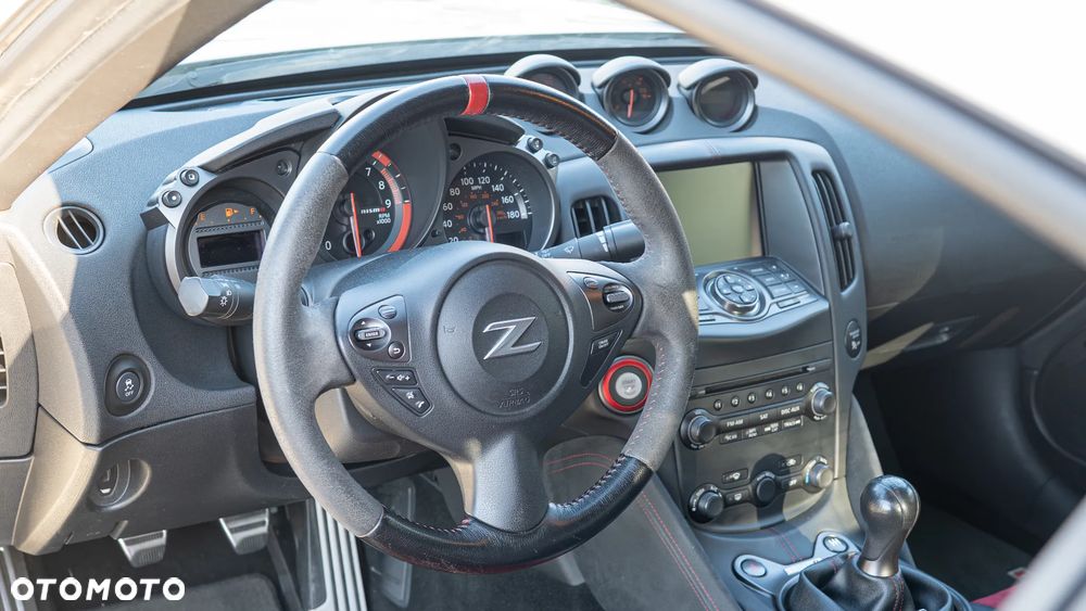 Nissan 370 Z 3.7 V6 Nismo - 22