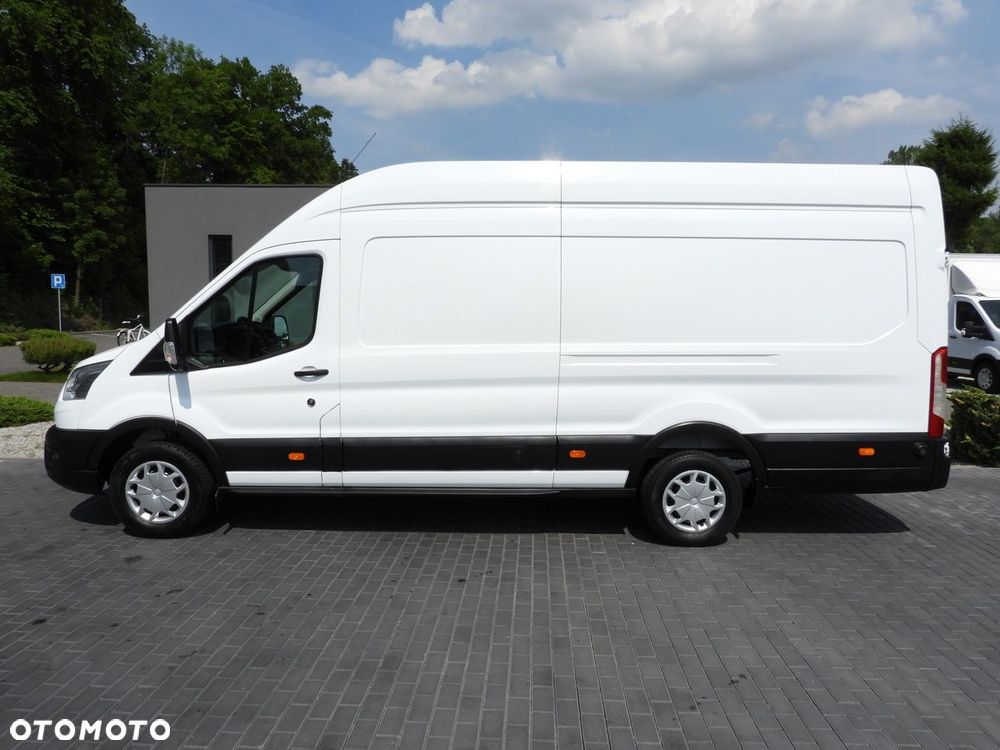 Ford TRANSIT  FURGON TEMPOMAT LEDY KLIMATYZACJA  130KM - 10