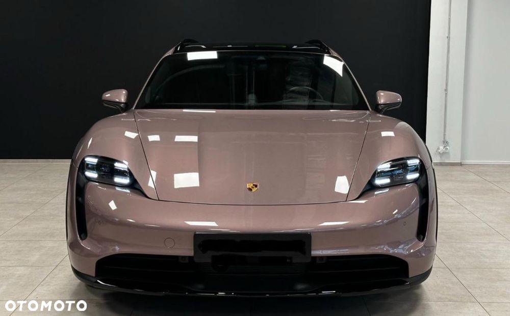 Porsche Taycan 4S Performance Plus - 8