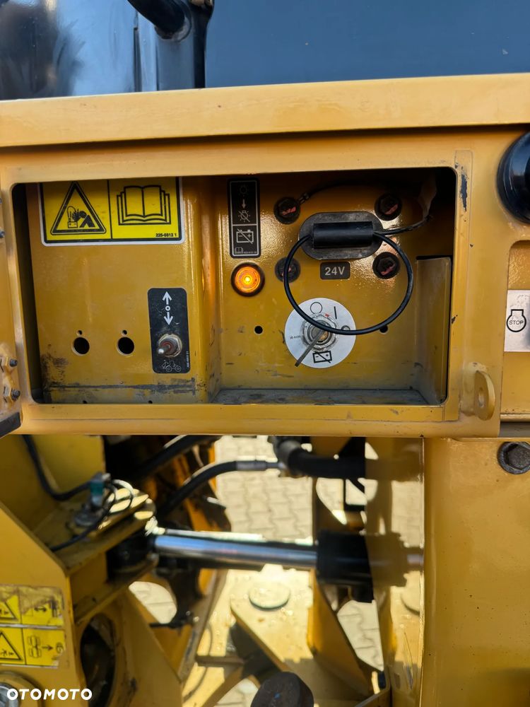 Caterpillar 950M - 13