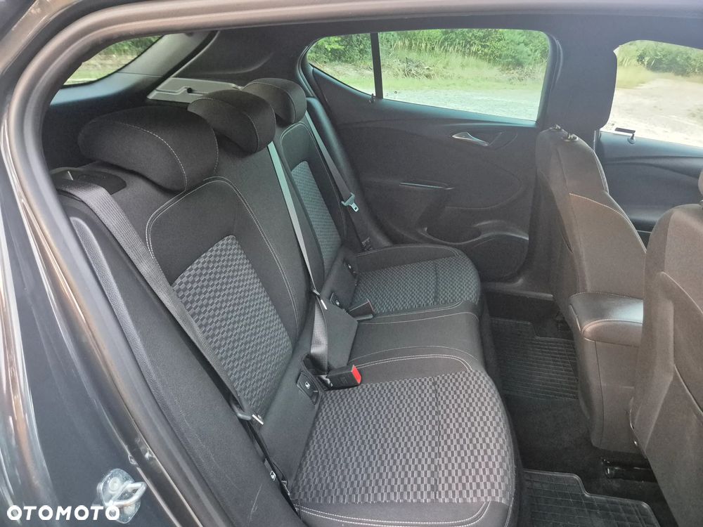 Opel Astra 1.4 Turbo Dynamic - 35