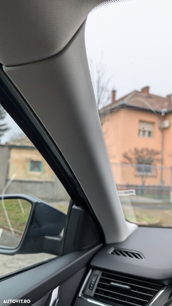 Skoda Octavia 1.6 TDI DSG Ambition - 16