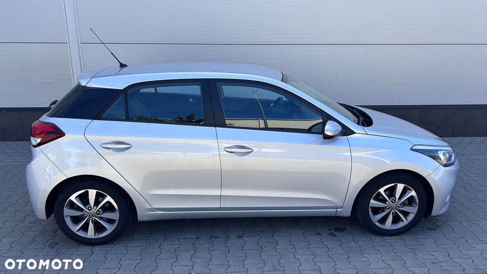 Hyundai i20 1.2 BlueDrive Comfort - 8
