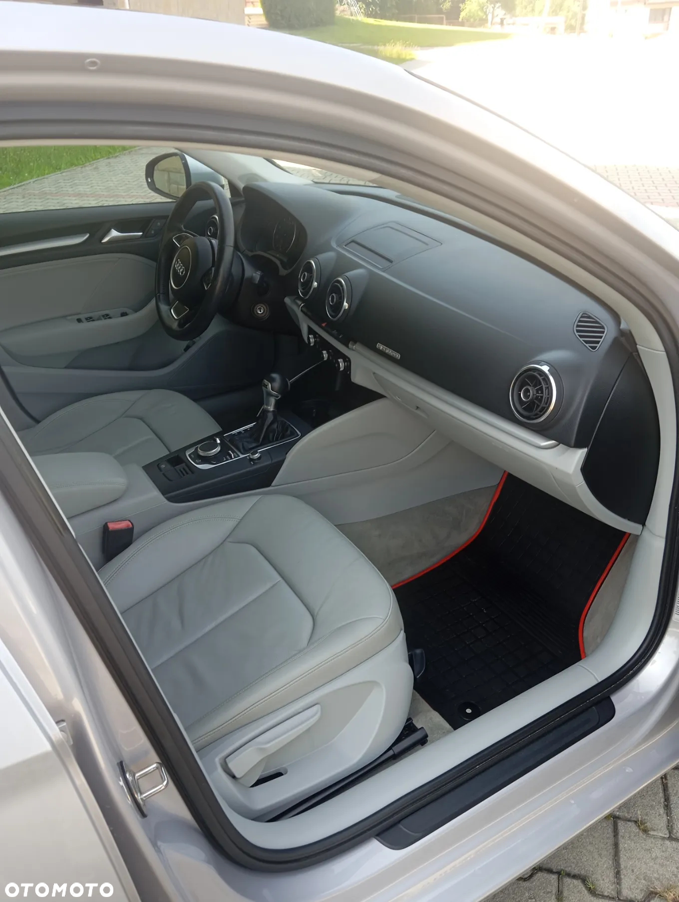 Audi A3 2.0 TFSI Sportback quattro S tronic design - 12