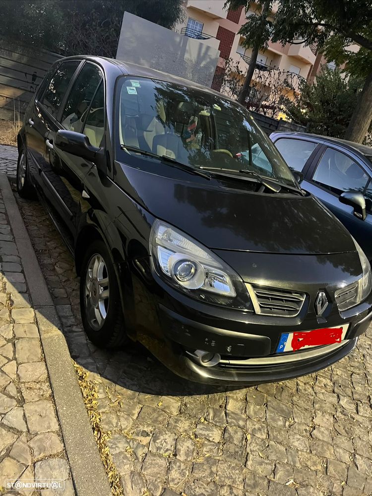 Renault Scénic - 2