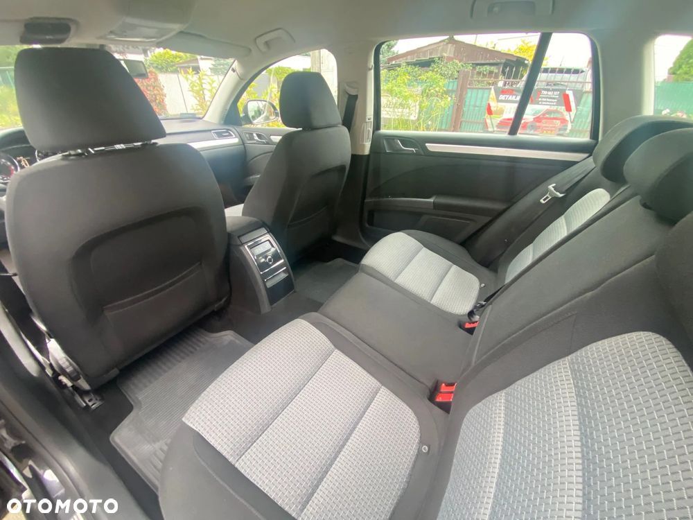 Skoda Superb 2.0 TDI Comfort - 8
