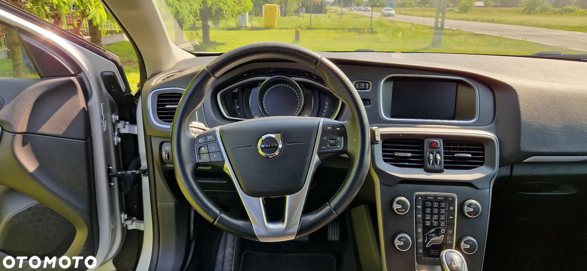 Volvo V40 D2 Drive-E Momentum - 7