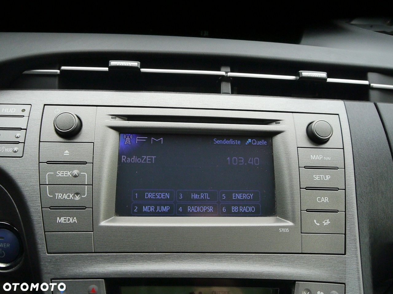 Toyota Prius (Hybrid) Comfort - 20