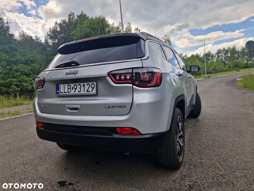 Jeep Compass - 11