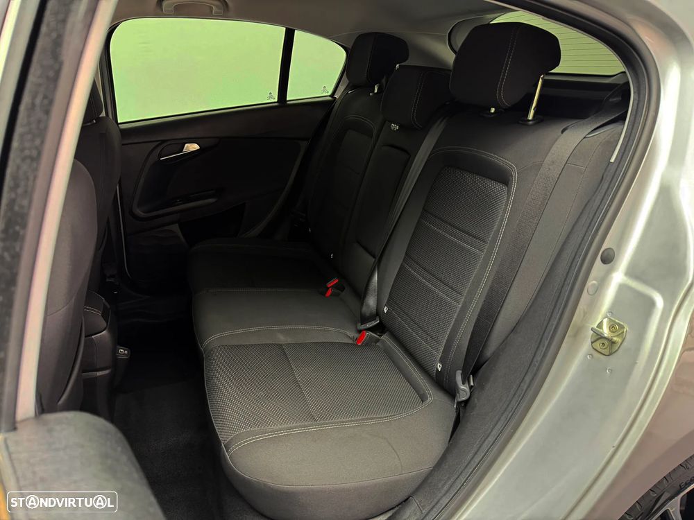 Fiat Tipo 1.0 GSE T3 - 10