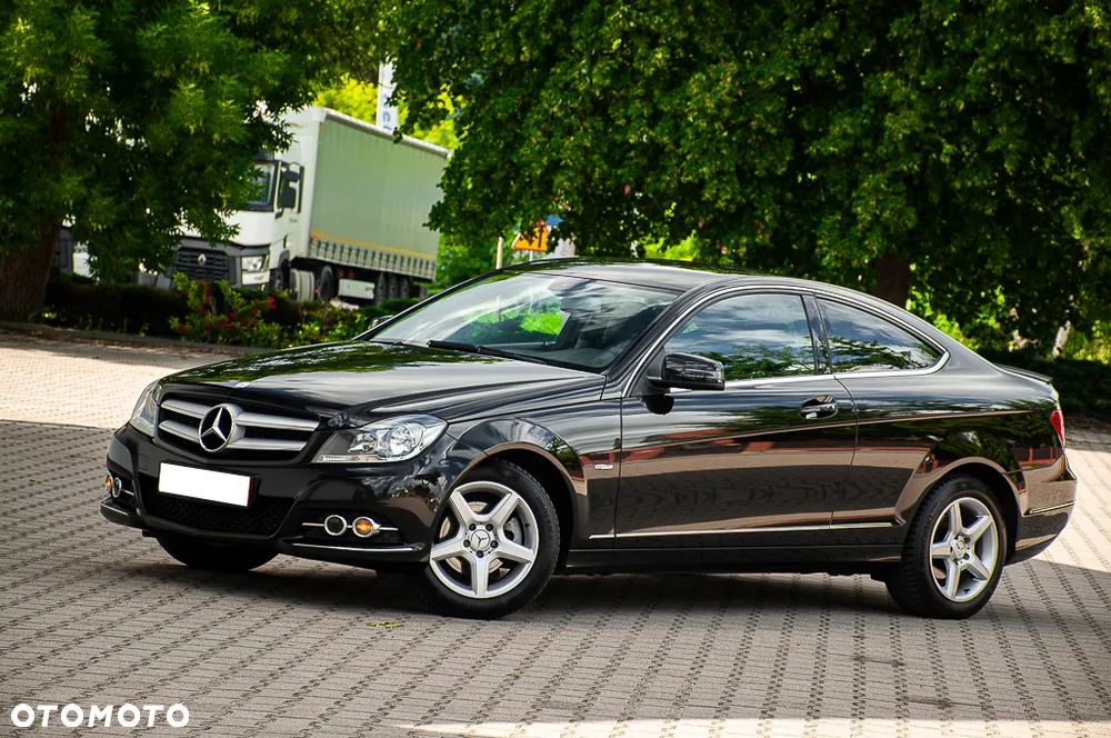 Mercedes-Benz Klasa C 180 BlueEFFICIENCY - 11