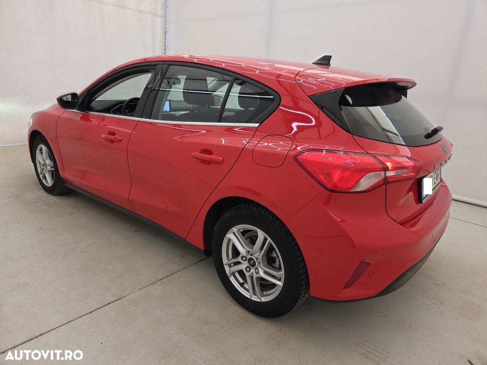 Ford Focus 1.0 EcoBoost Titanium - 11