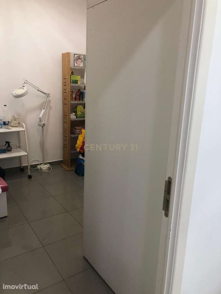 Excelente loja em Corroios - Grande imagem: 3/7