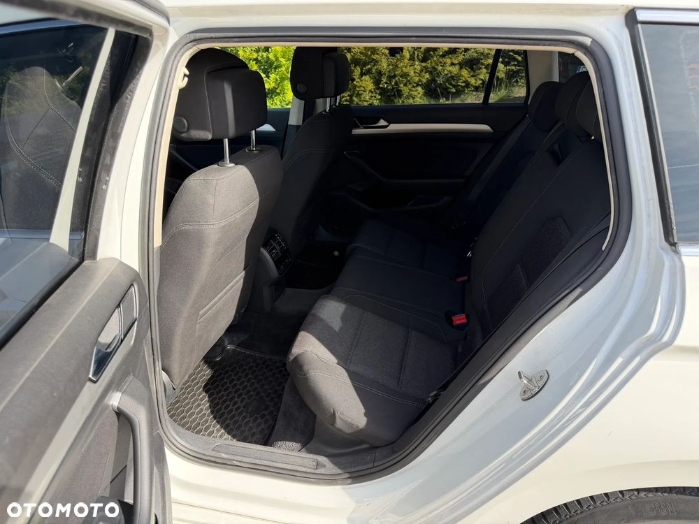 Volkswagen Passat 2.0 TDI BMT Comfortline DSG - 13