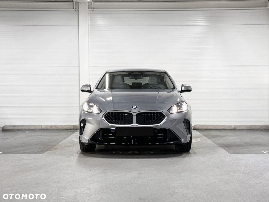 BMW Seria 2 220 mHEV - 3