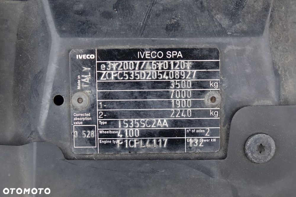 Iveco DAILY 35S18 / FURGON / BLASZAK / L4H2 / 3.0 / 180 KM / NAVI / KAMERA / - 31