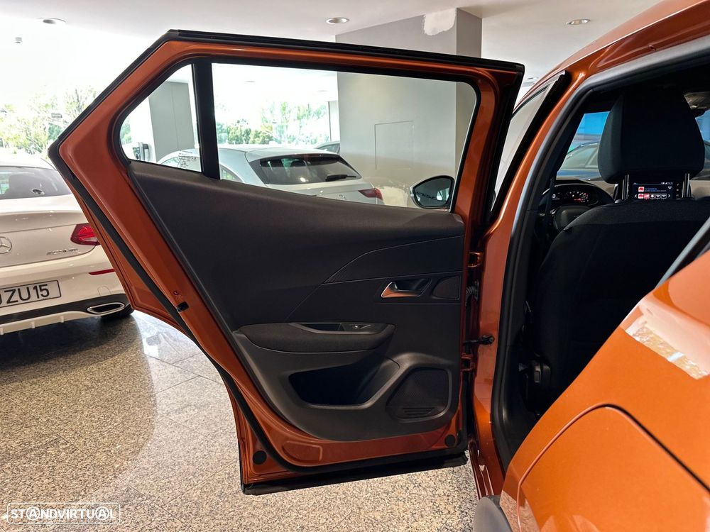 Peugeot 2008 1.2 PureTech Allure Pack - 18