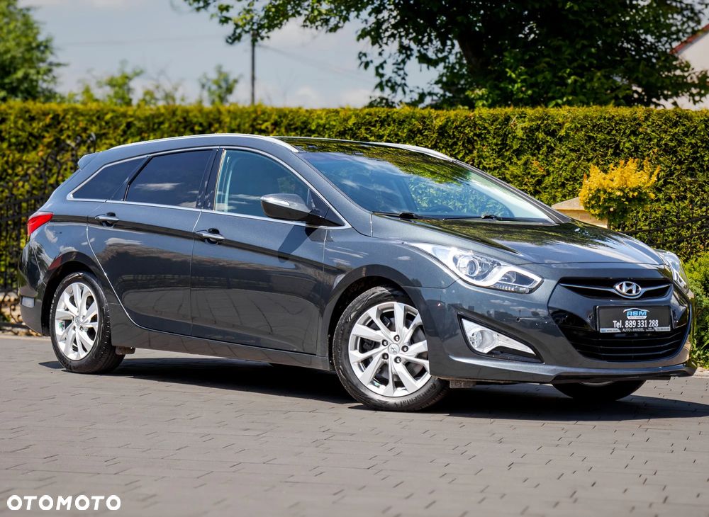 Hyundai i40 Kombi 1.7 CRDi Premium - 11
