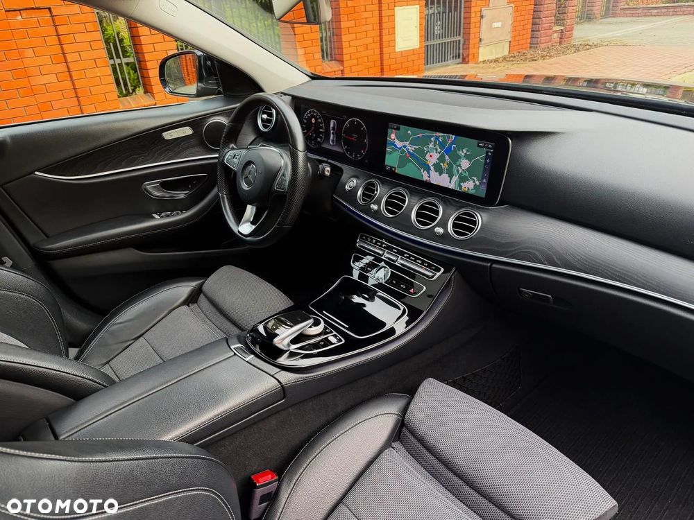 Mercedes-Benz Klasa E 350 BlueTEC 9G-TRONIC Edition - 29