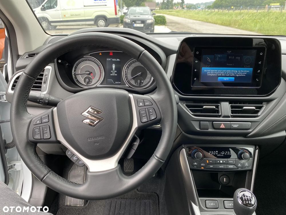 Suzuki SX4 S-Cross - 14