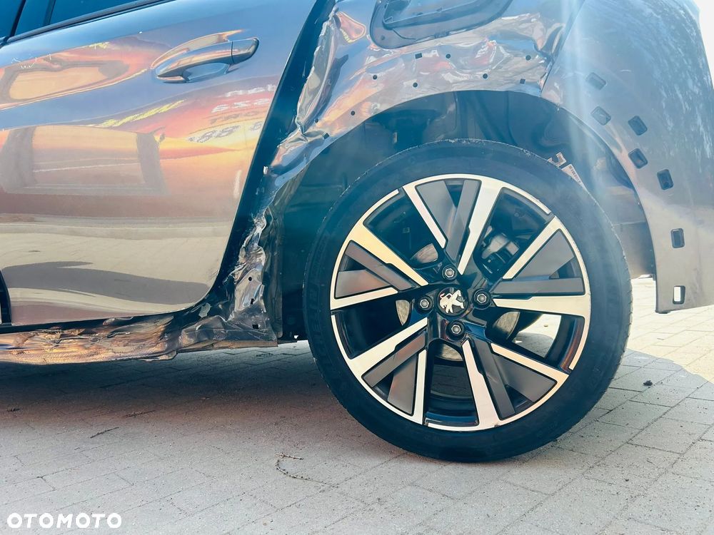 Peugeot 208 PureTech 130 EAT8 GT - 7