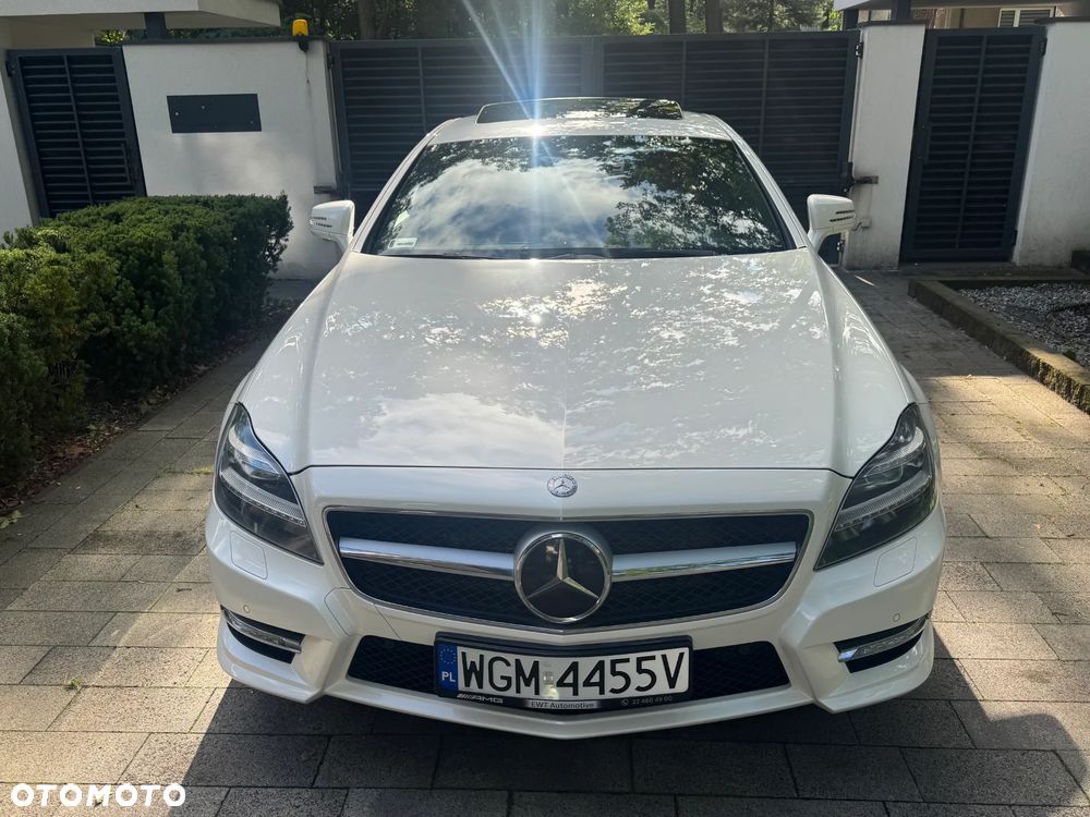 Mercedes-Benz CLS 350 CDI 4-Matic BlueEff - 2