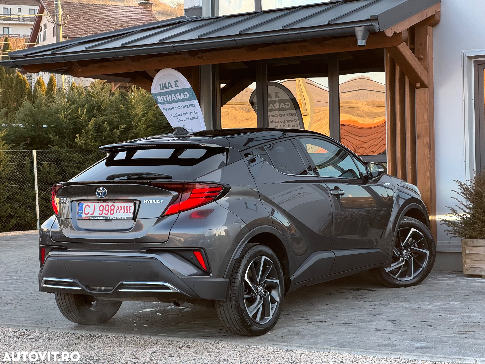 Toyota C-HR 2.0 Hybrid Team Deutschland - 3