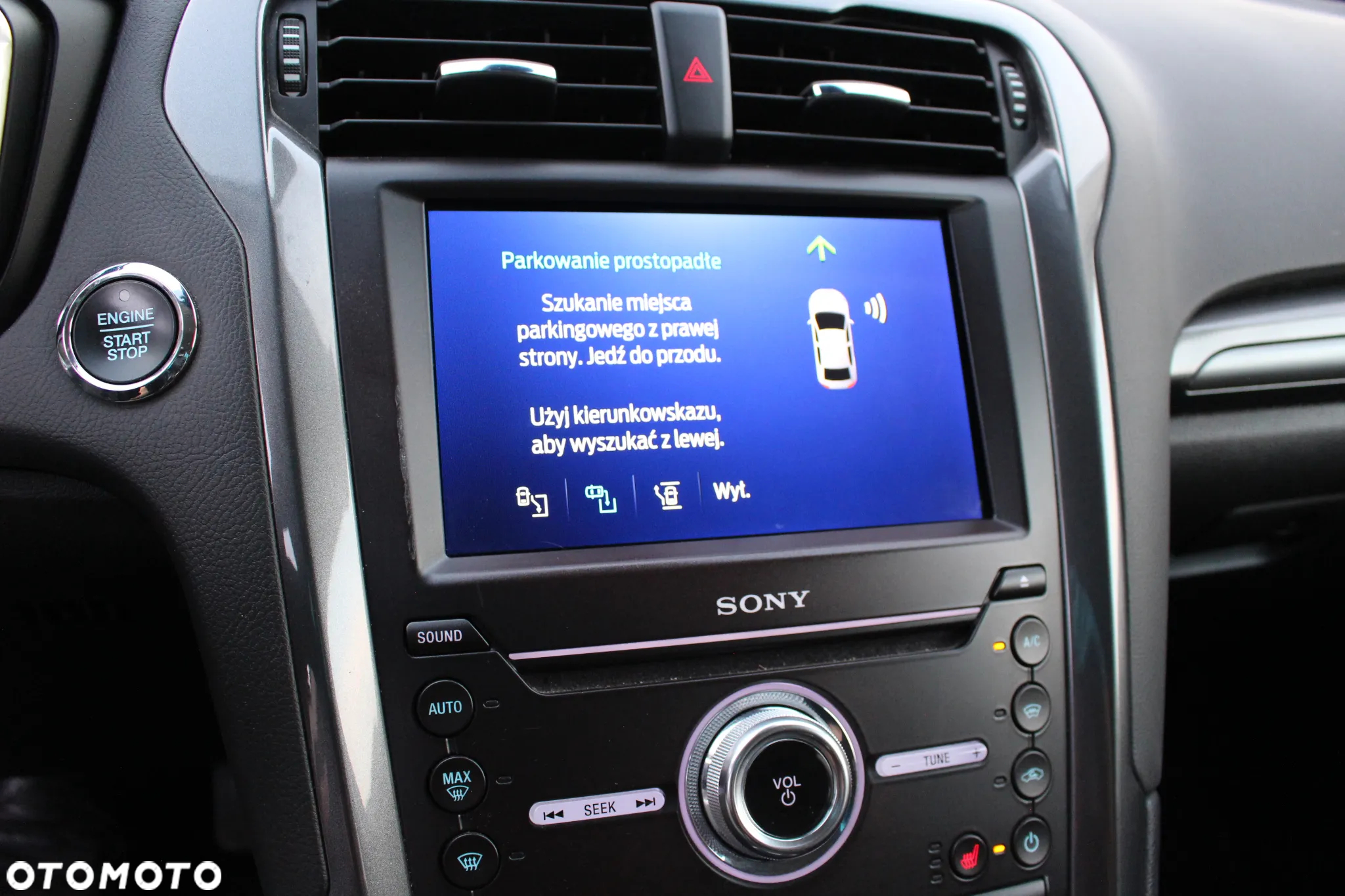 Ford Mondeo 2.0 EcoBlue Titanium - 26