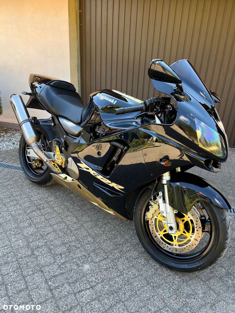 Kawasaki ZX - 28