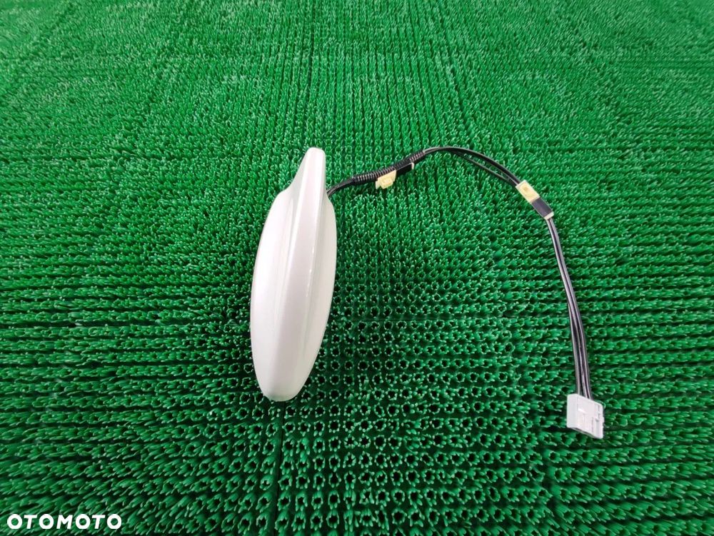 HONDA CIVIC 2.0h od 2022r Antena Dachowa Rekinek - 1