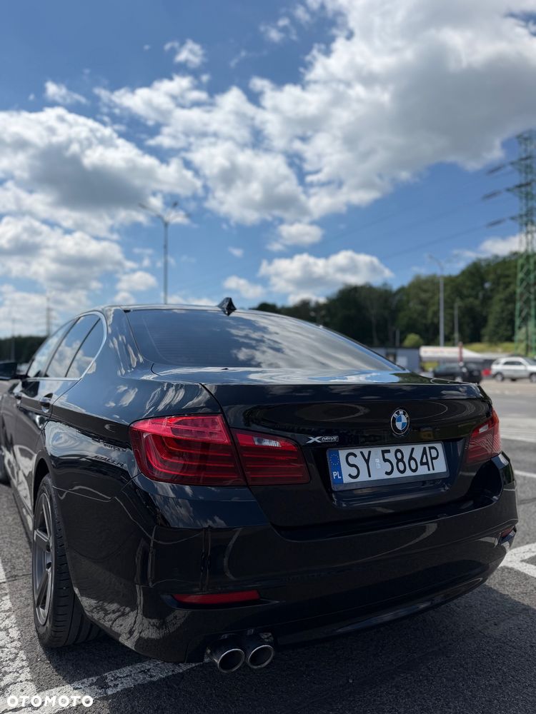 BMW Seria 5 520d xDrive - 4
