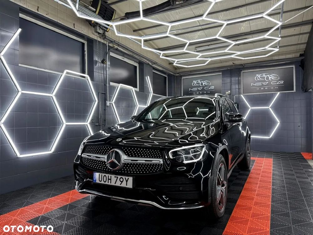 Mercedes-Benz GLC 220 d 4Matic 9G-TRONIC AMG Line - 3