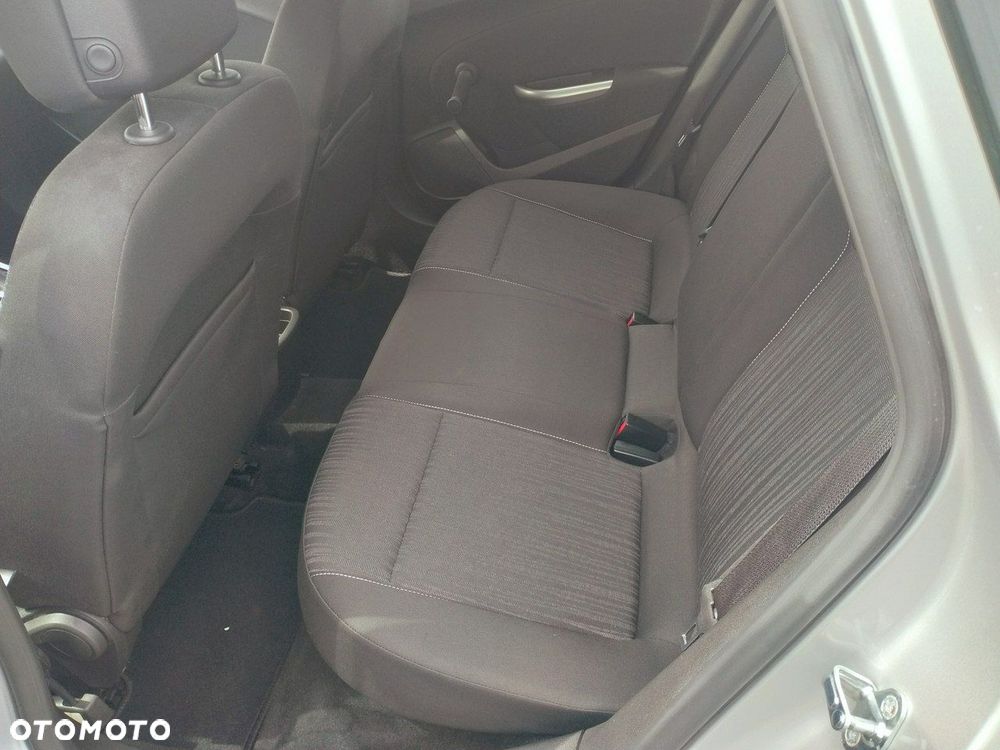 Opel Astra - 11