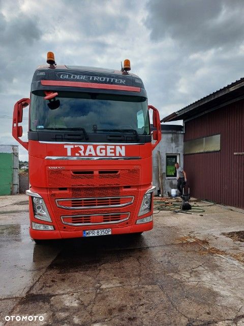 Volvo FH - 1