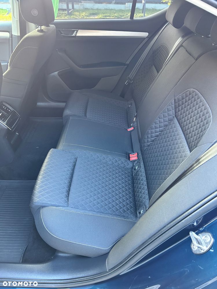 Skoda Superb 2.0 TDI Ambition DSG7 - 21