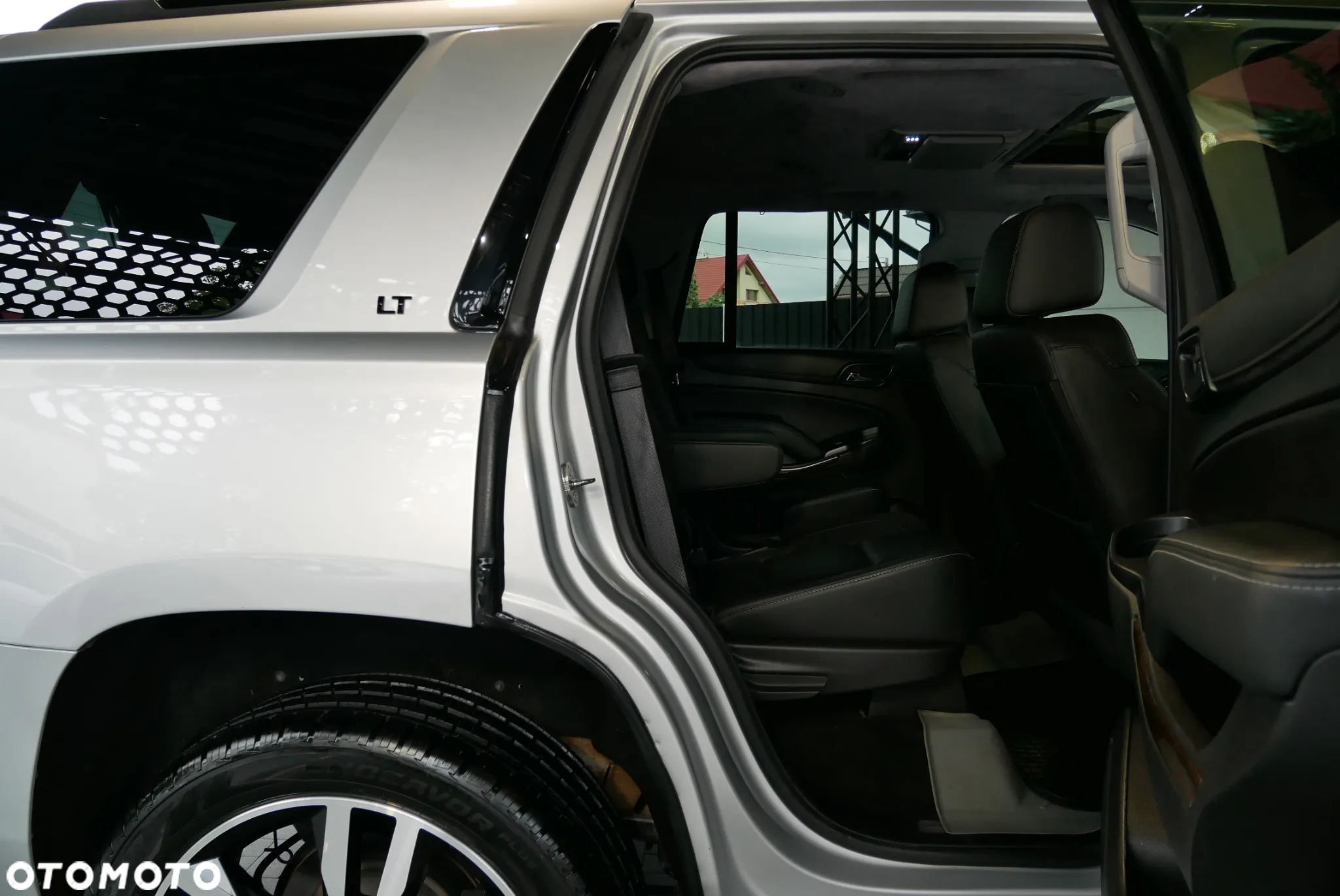 Chevrolet Tahoe - 11