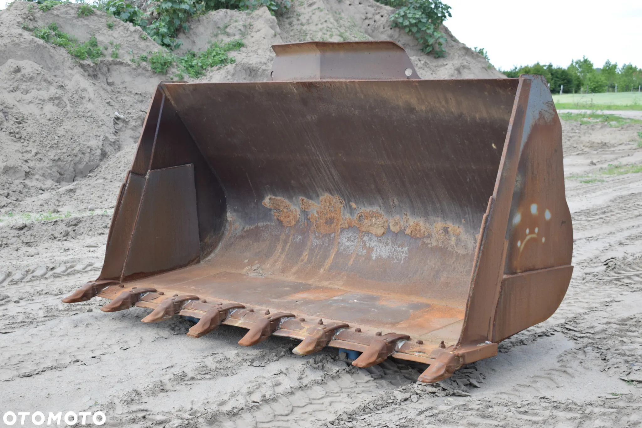 Łyżka ładowarkowa 4.4 m3 Volvo L180 3.2 m szer. - 10