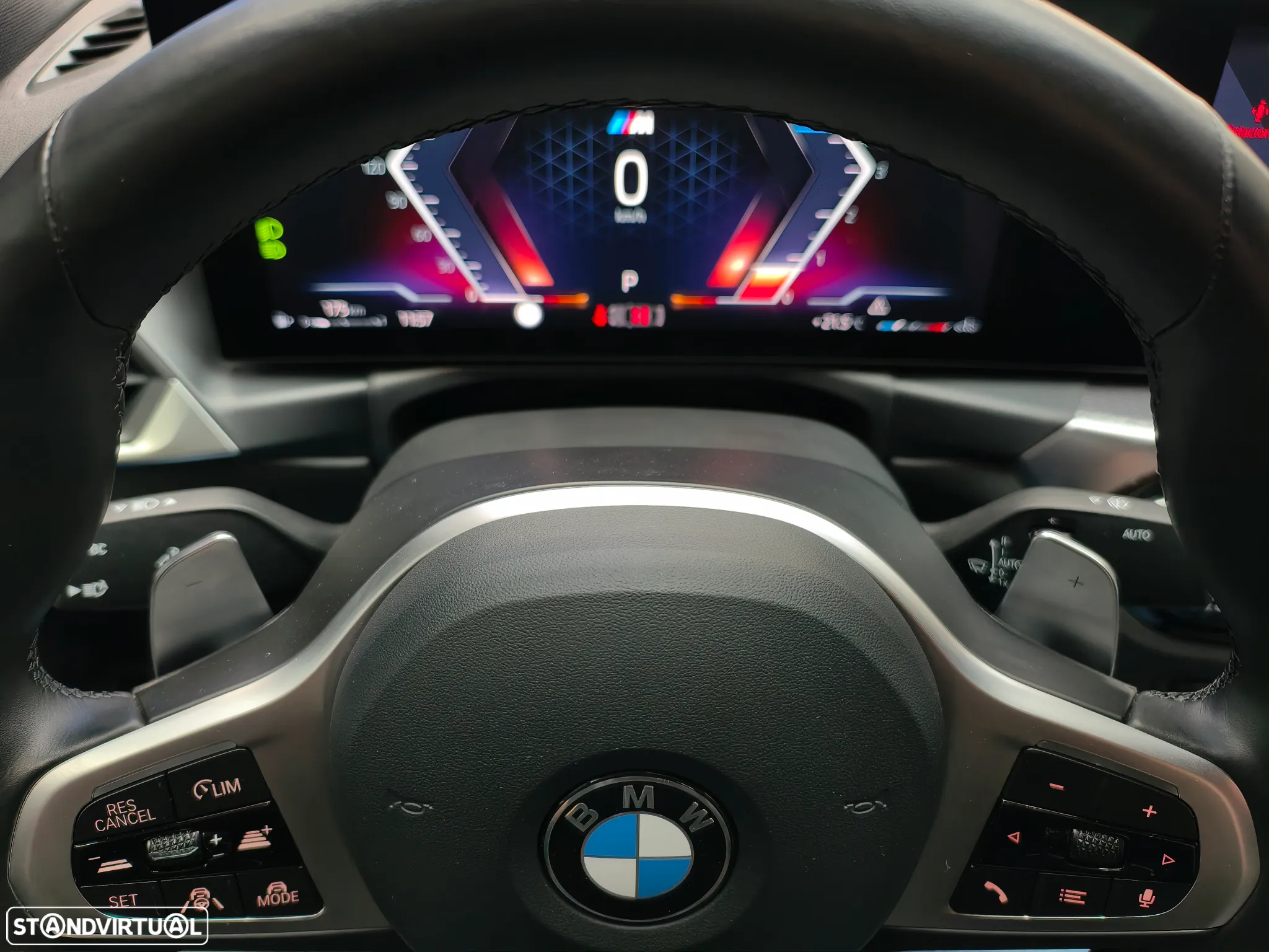 BMW 320 d Pack Desportivo M Pro Auto - 11