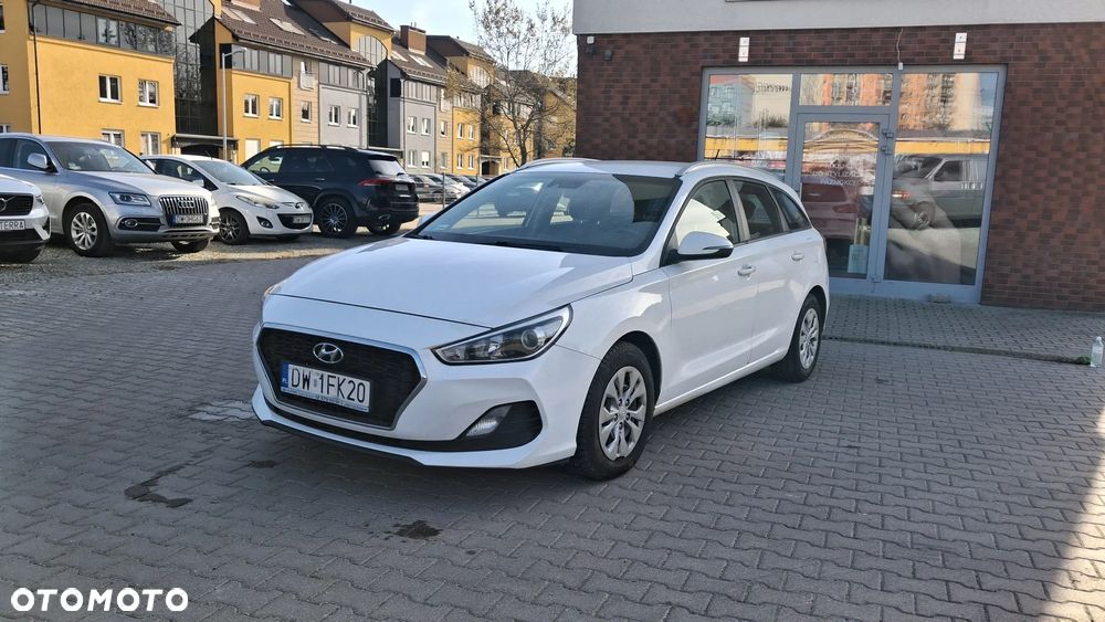 Hyundai i30 1.6 D Classic + - 1