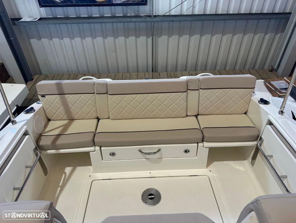 Quicksilver Activ 805 Open - 9