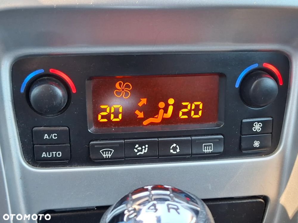 Peugeot 307 Break 140 Premium - 9